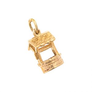 Gold Wishing Well Charm Cm00115