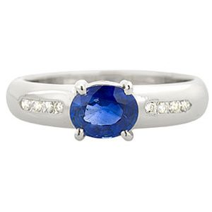 Platinum Diamond & Sapphire Ring Rpt00001