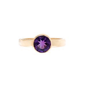 9ct Yellow Gold Amethyst Dress Ring R00070