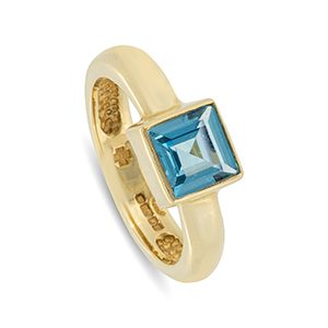 9ct Yellow Gold Square Blue Topaz Ring R00090