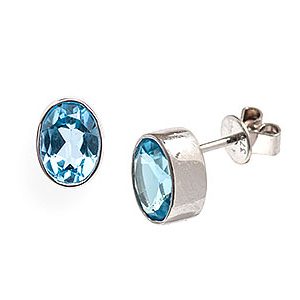 9ct White Gold 7x5mm Blue Topaz Stud Earrings Es00248