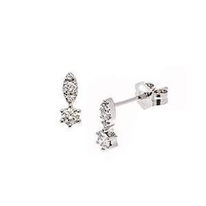 9ct White Gold Diamond Stud Earrings Es00202