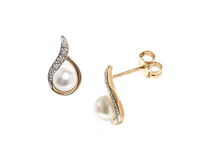 Gold Pearl Stud Earrings Es00703